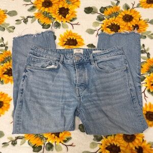 Regular Straight Connon On Jean